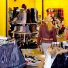 Магазины одежды и обуви в Возжаевке
